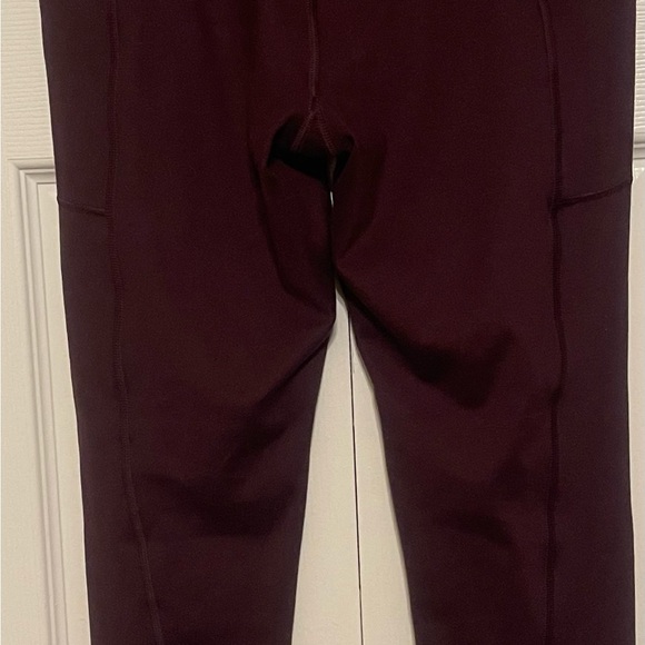 Women’s Victoria Secret leggings. - Picture 2 of 5